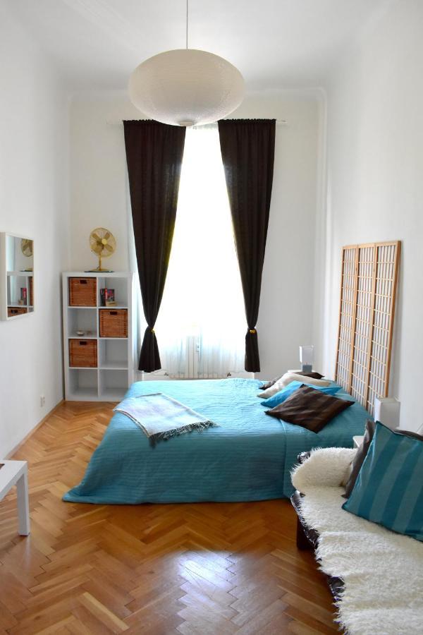 Wellness Apartments Florenc Prag Exteriör bild